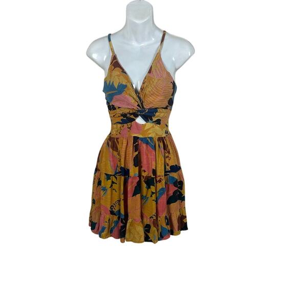 Angie Floral Keyhole Dress size S - Picture 1 of 8